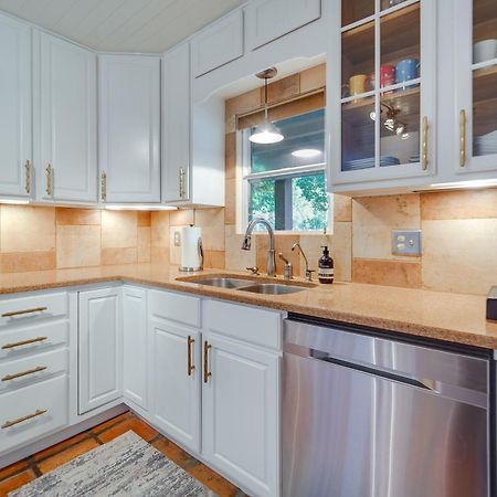 Lovely Lubbock Home With Furnished Deck And Grill Eksteriør billede