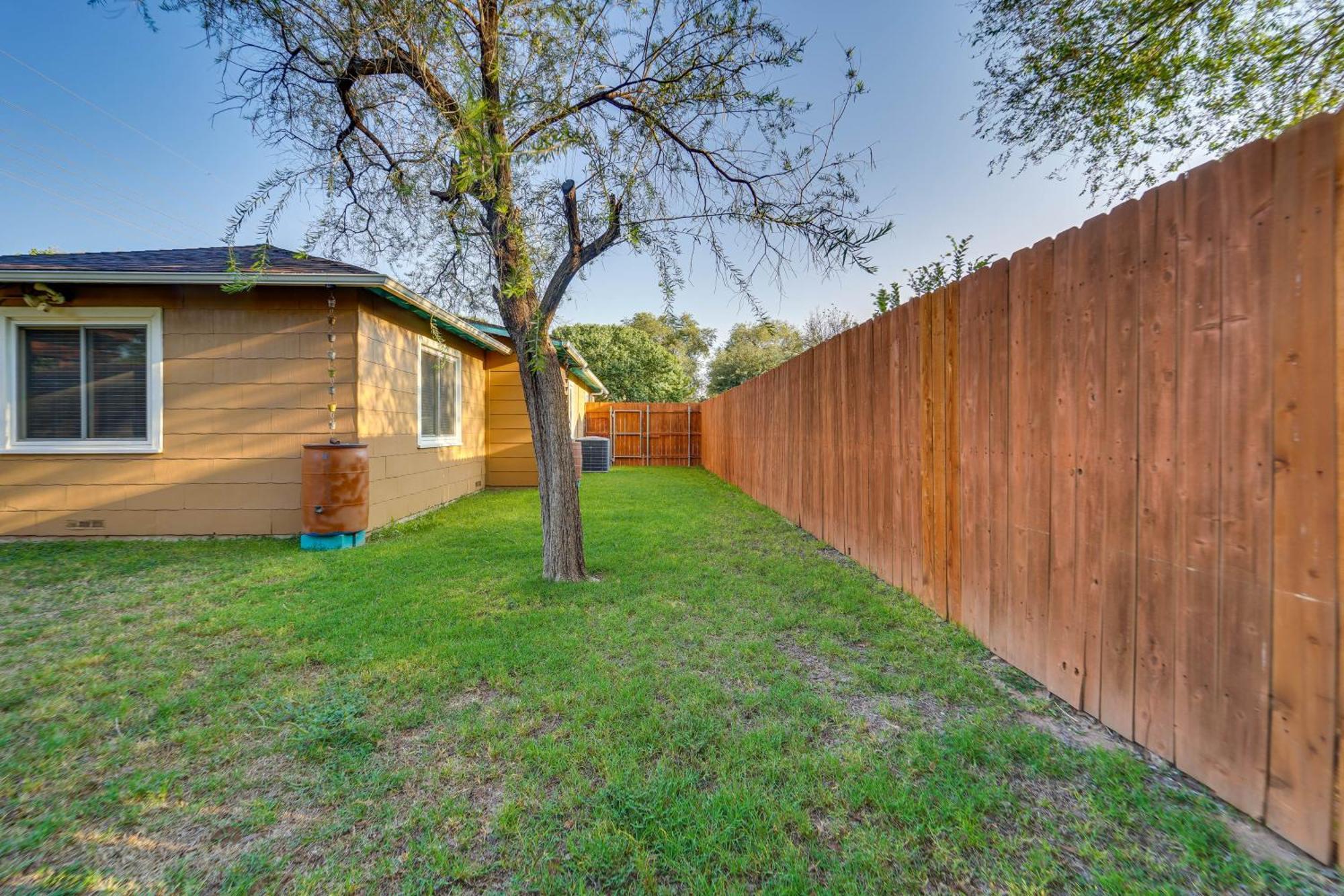 Lovely Lubbock Home With Furnished Deck And Grill Eksteriør billede